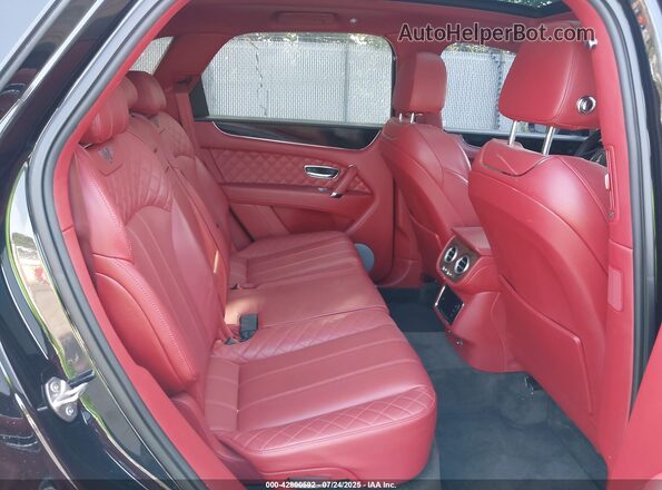 SJAAC2ZV8HC015850 2017 BENTLEY BENTAYGA Черный Вид наклейки с VIN-кодом