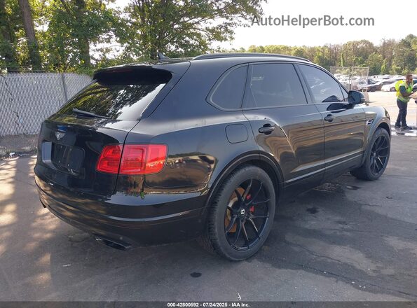 SJAAC2ZV8HC015850 2017 BENTLEY BENTAYGA Черный Задняя правая четверть