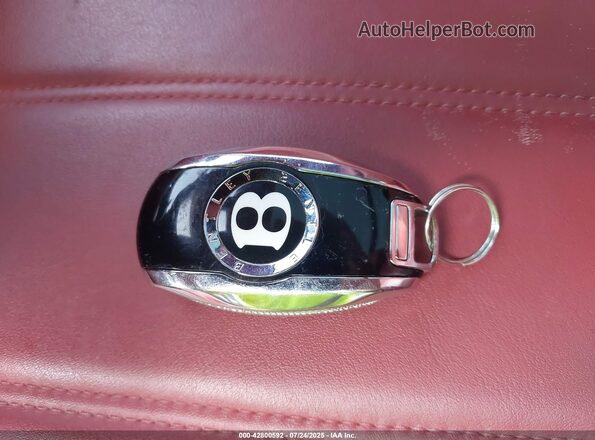 SJAAC2ZV8HC015850 2017 BENTLEY BENTAYGA Черный Вид панели приборов