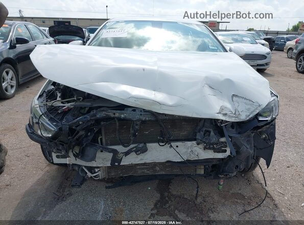 W04GL6SX2K1030529 2019 BUICK REGAL White Вид щитка приладів