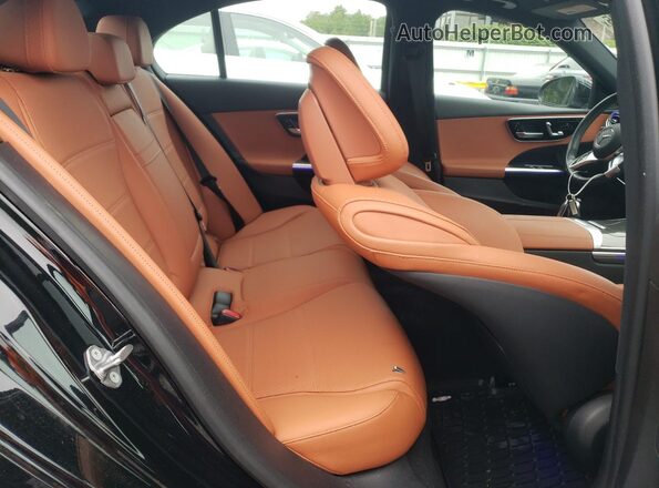 W1KAF4HB8NR055515 2022 MERCEDES-BENZ C Black 
