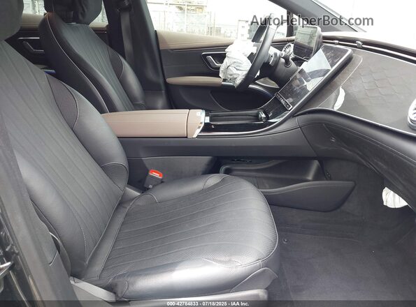W1KCG2DB0PA032862 2023 MERCEDES-BENZ EQS 450+ Gray Widok wnętrza z przodu