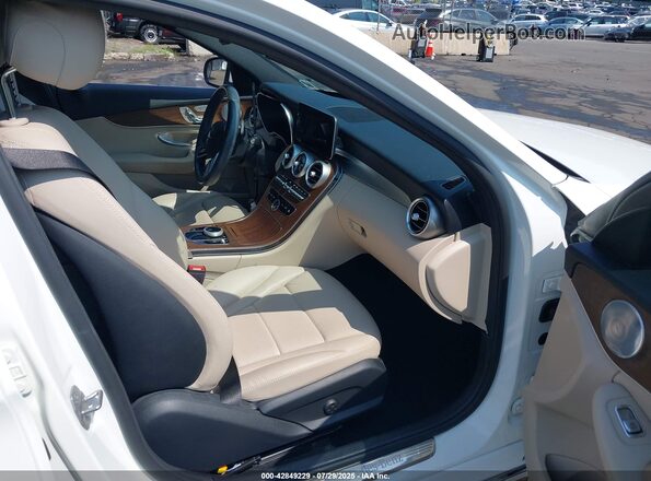 W1KWF8EB2MR610734 2021 MERCEDES-BENZ C-CLASS White Widok wnętrza z przodu