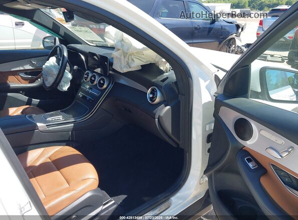 W1N0G8EB2MV282776 2021 MERCEDES-BENZ GLC 300 Белый Вид салона спереди