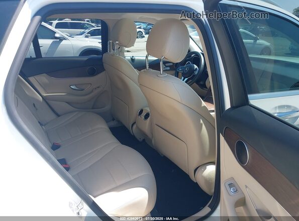 W1N0G8EB3MF888548 2021 MERCEDES-BENZ GLC 300 White Vista de la etiqueta del VIN