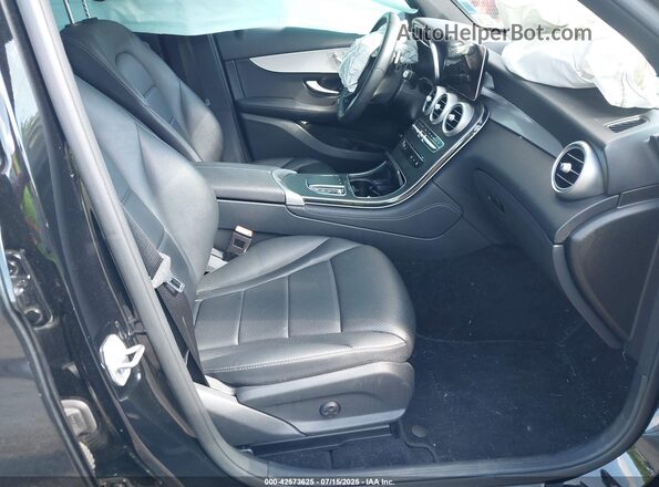 W1N0G8EBXMF875683 2021 MERCEDES-BENZ GLC 300 Black Вид салону спереду