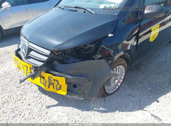 W1WV0FEY4P4365389 2023 MERCEDES-BENZ METRIS Black Սարքավորումների վահանակի տեսք