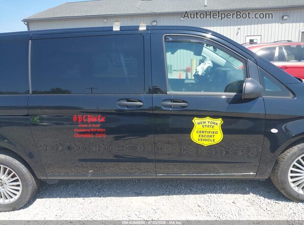 W1WV0FEY4P4365389 2023 MERCEDES-BENZ METRIS Black Սալոնի 360 աստիճան տեսք