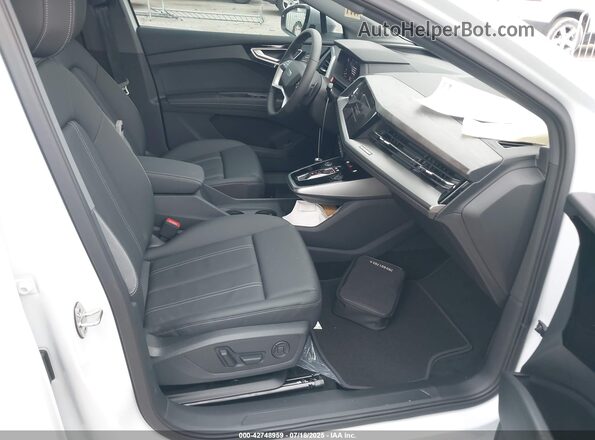 WA1A5BFZ9SP016693 2025 AUDI Q4 White 