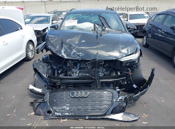 WA1B5BFZ1SP016160 2025 AUDI Q4 Black 