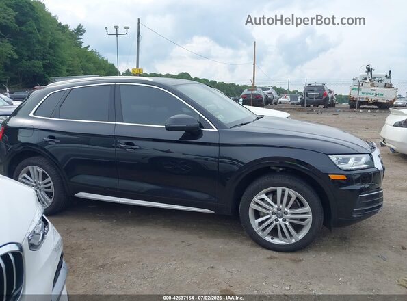 WA1BNAFY7L2057067 2020 AUDI Q5 Black 