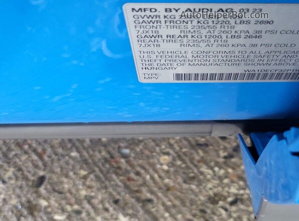 WA1DECF32P1108964 2023 AUDI Q3  Vista del compartimento del motor