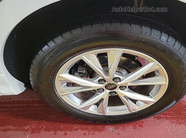 WA1DECF33P1105667 2023 AUDI Q3  Widok deski rozdzielczej