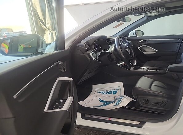 WA1DECF34P1106228 2023 AUDI Q3  