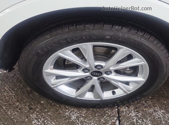 WA1DECF34P1106228 2023 AUDI Q3  სალონის 360-გრადუსიანი ხედი
