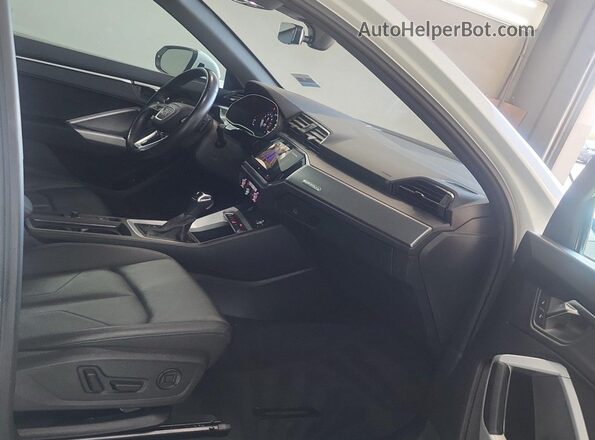 WA1DECF34P1106228 2023 AUDI Q3  