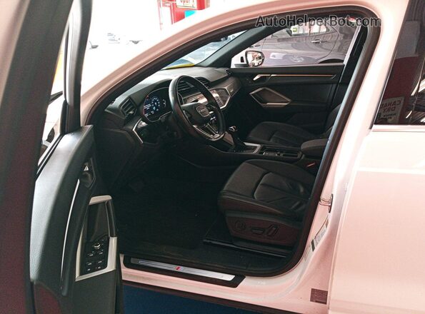 WA1DECF35P1112491 2023 AUDI Q3  უკანა ხედი