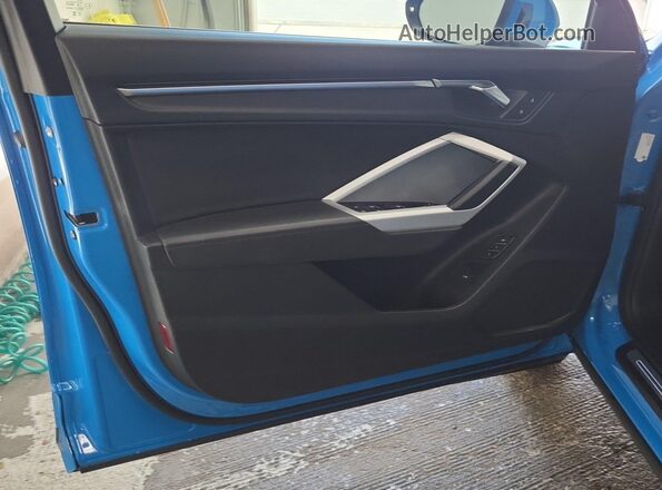 WA1DECF38P1077705 2023 AUDI Q3  