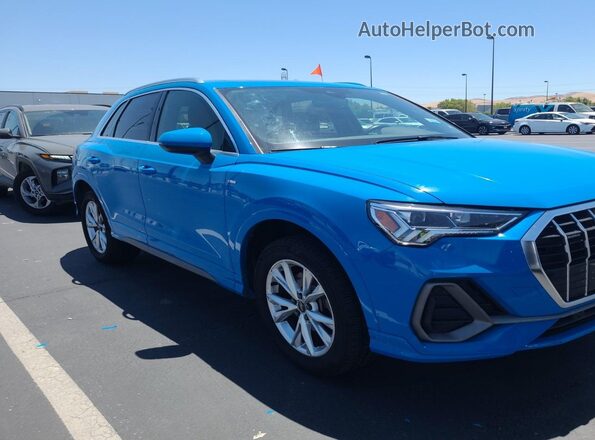 WA1DECF38P1077705 2023 AUDI Q3  Vista del cuadro de instrumentos