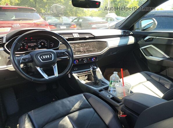 WA1DECF38P1102974 2023 AUDI Q3  