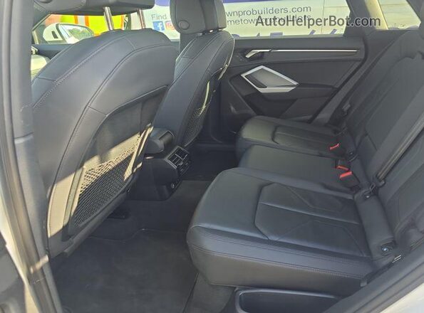 WA1DECF39P1064073 2023 AUDI Q3  