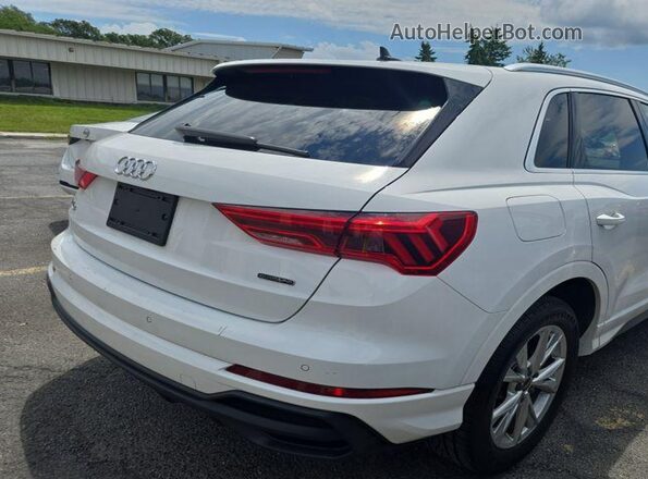 WA1DECF39P1106113 2023 AUDI Q3  Vista de la etiqueta del VIN