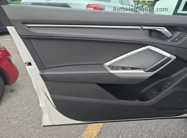 WA1DECF39P1106113 2023 AUDI Q3  