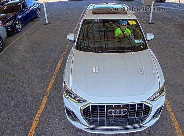 WA1DECF3XP1102104 2023 AUDI Q3  Front view