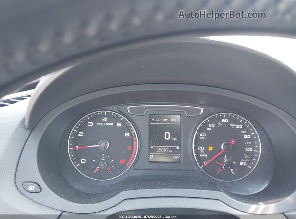 WA1ECCFS9HR006422 2017 AUDI Q3 Black 