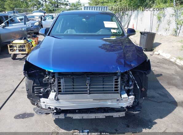 WA1LCBF7XRD005632 2024 AUDI Q7 Blue Widok wnętrza z tyłu
