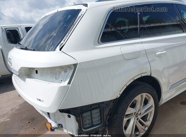 WA1LJAF72MD013345 2021 AUDI Q7 White 
