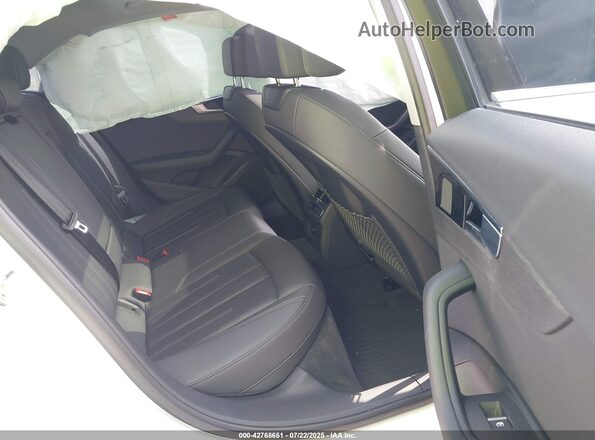 WAUABAF48MA050415 2021 AUDI OTHER White VIN կոդի պիտակի տեսք