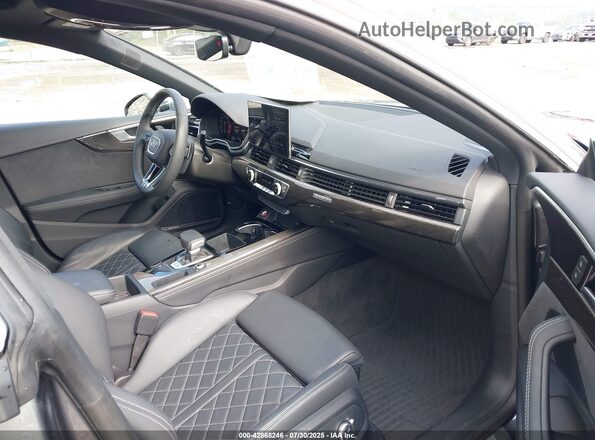 WAUB4CF59RA053429 2024 AUDI S5 Gray Vista interior delantera
