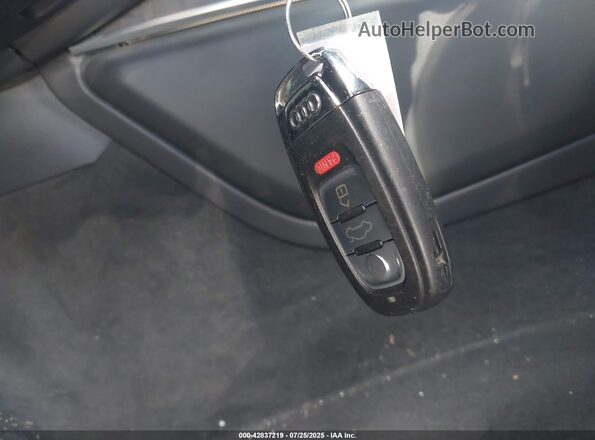 WAUG8BFC8JN086759 2018 AUDI OTHER Silver Dashboard view