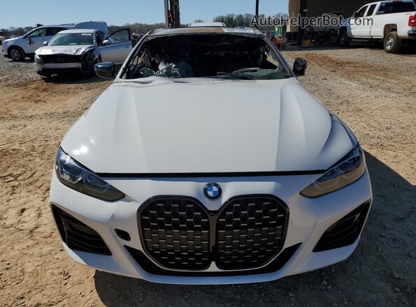 WBA13AR07MCF85507 2021 BMW M4 Белый Вид спереди