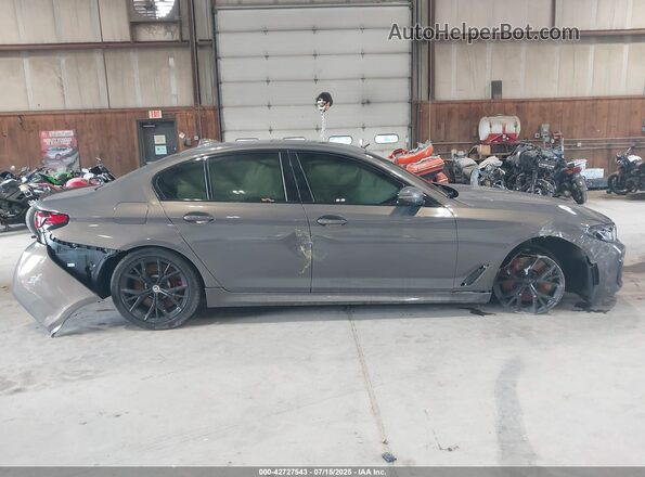 WBA13BK06PCM16774 2023 BMW M5 Серый Вид задней части салона