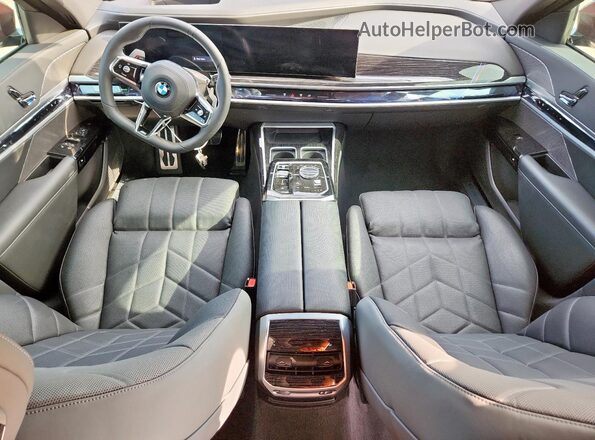 WBA23EH03PCN00953 2023 BMW 7 SERIES Maroon 