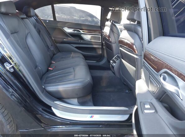 WBA7T2C03LGL17910 2020 BMW 7 SERIES Черный Вид наклейки с VIN-кодом