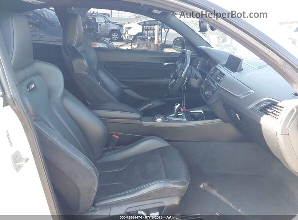WBS2U7C54K7D01860 2019 BMW M2 Beige Vista interior delantera