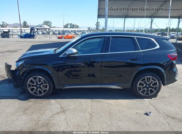 WBX73EF07P5W83647 2023 BMW X1 Black სალონის 360-გრადუსიანი ხედი