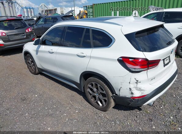 WBXJG9C0XM5T44737 2021 BMW X1 White Trasero izquierdo