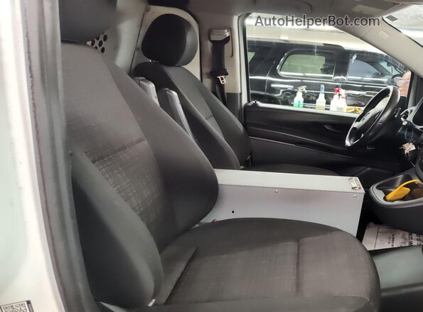 WD3PG2EA2J3414172 2018 MERCEDES-BENZ METRIS  Przód lewy