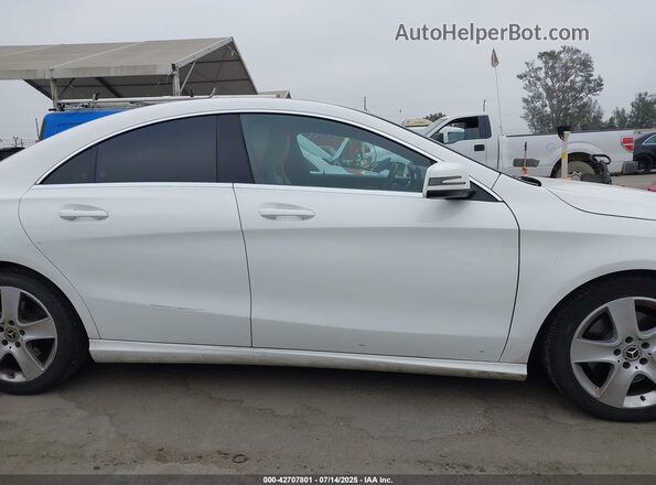 WDDSJ4EB1KN758318 2019 MERCEDES-BENZ CLA 250 White Սալոնի հետևի տեսք