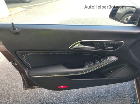 WDDSJ4EB6GN381492 2016 MERCEDES-BENZ CLA 250  Rear interior view