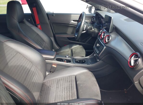 WDDSJ4EB9HN420917 2017 MERCEDES-BENZ CLA 250 Серебряный 
