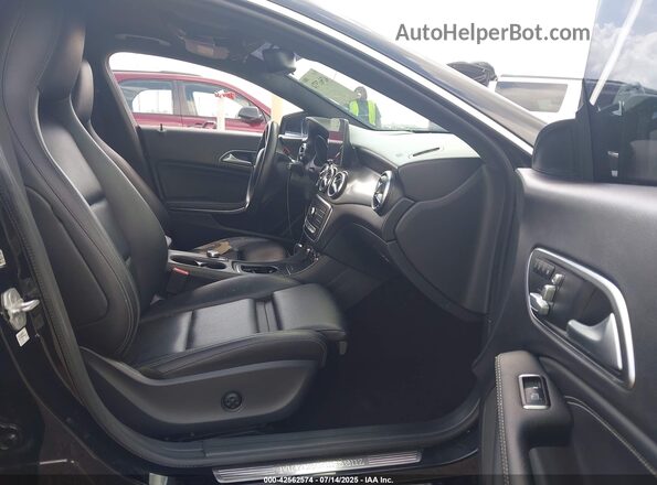 WDDSJ4EBXHN423504 2017 MERCEDES-BENZ CLA 250 Black 