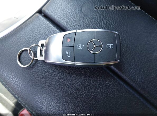 WDDWJ6EB2LF963395 2020 MERCEDES-BENZ AMG C 43 Черный Вид панели приборов