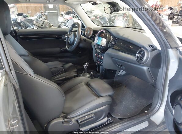 WMW53DH08N2R48096 2022 MINI HARDTOP Gray Front interior view