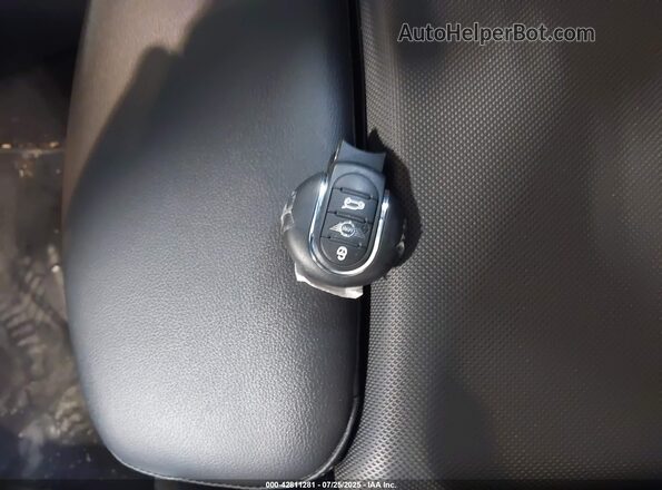 WMW53DH08N2R48096 2022 MINI HARDTOP Gray Dashboard view