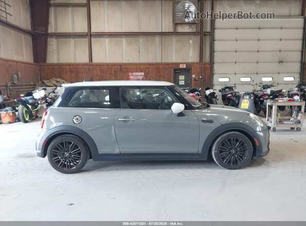 WMW53DH08N2R48096 2022 MINI HARDTOP Gray Rear interior view